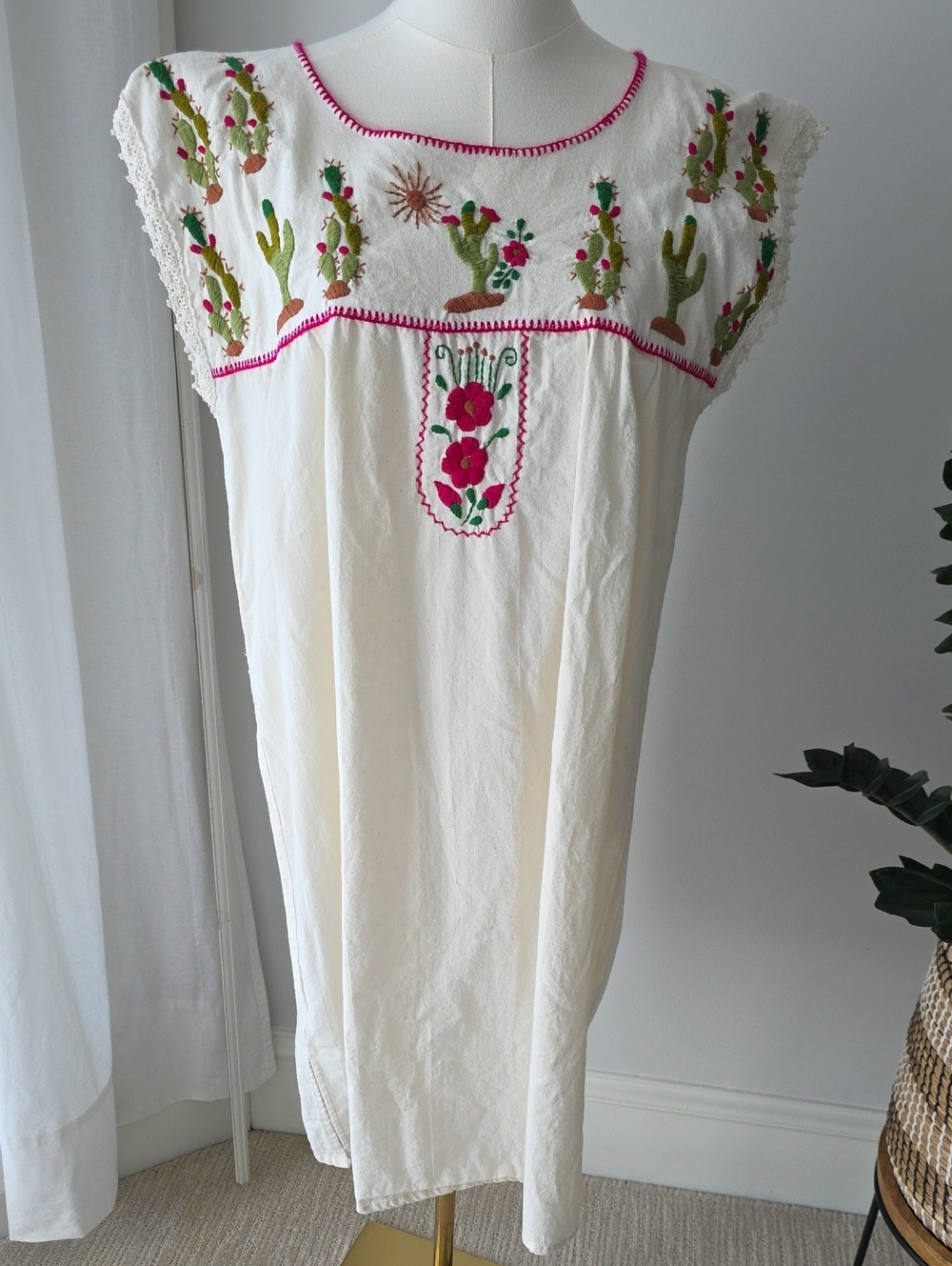 Nativa White Tunic with Hot Pink Trim and Multicolor Embroidery